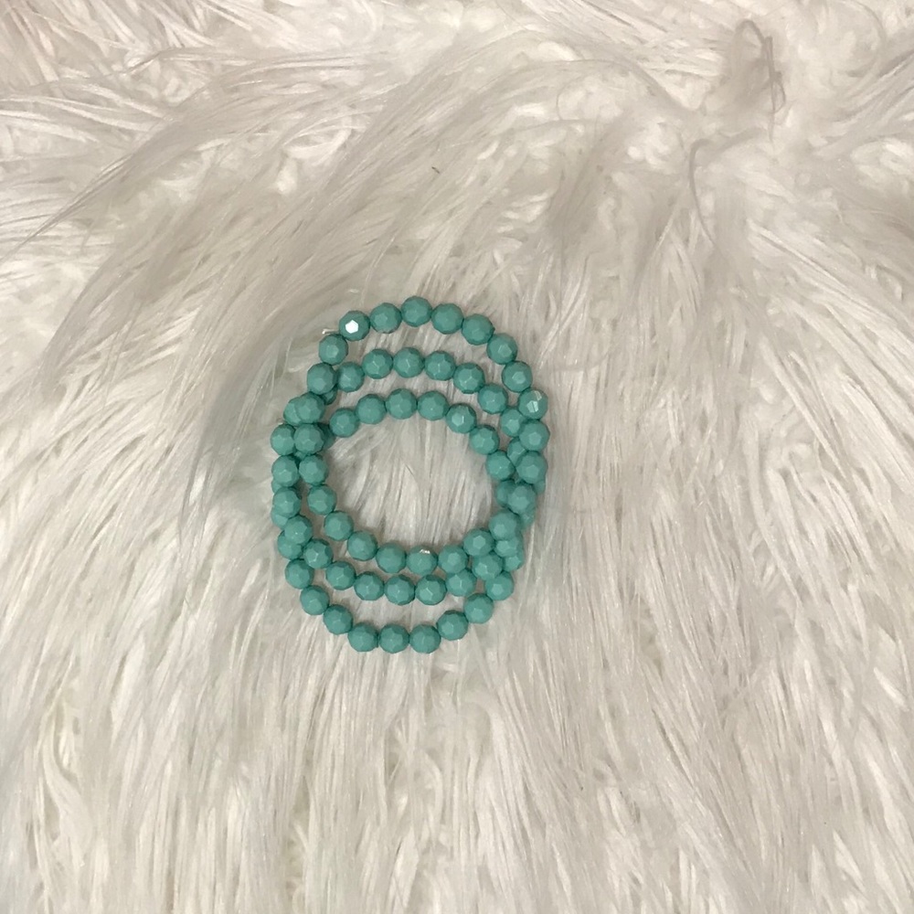 3-Piece Bracelet.